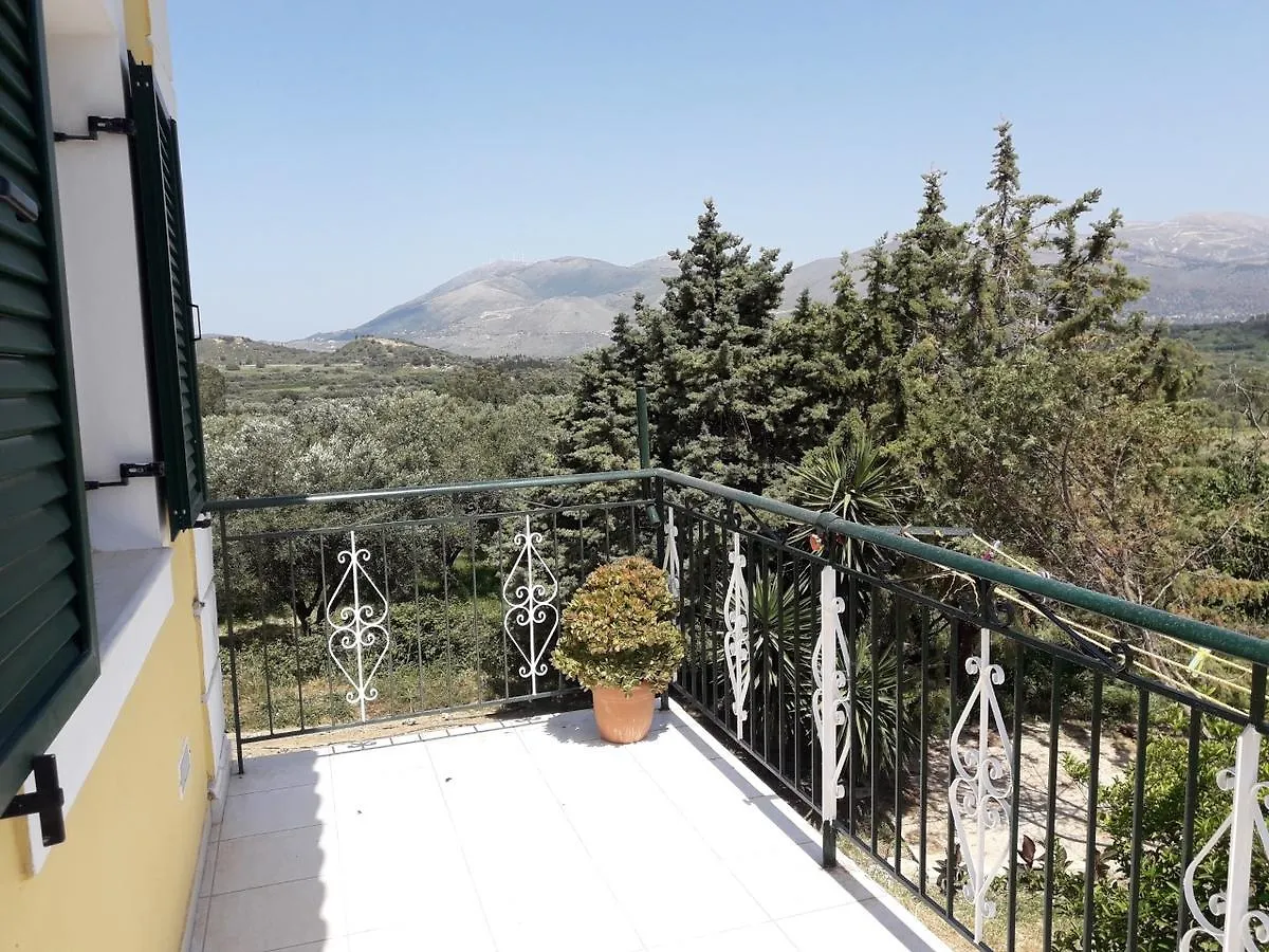 Ammodares Lixouri Apartment